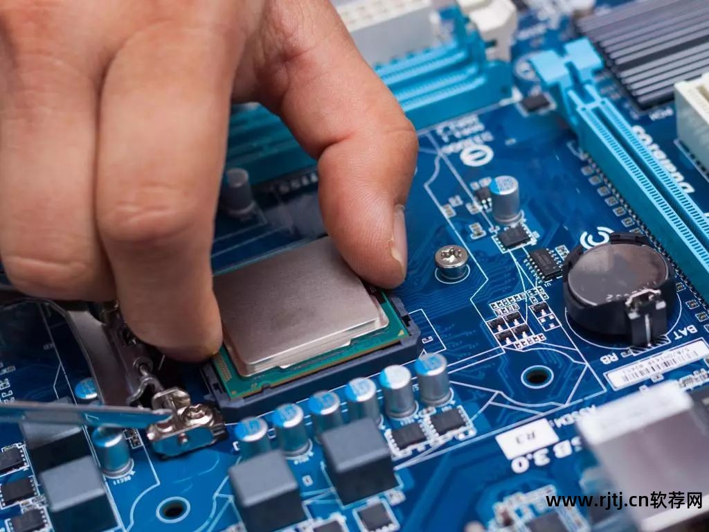 北大软件与微电子学院金服排名_北大微电子专业排名_北大软微电子信息学费