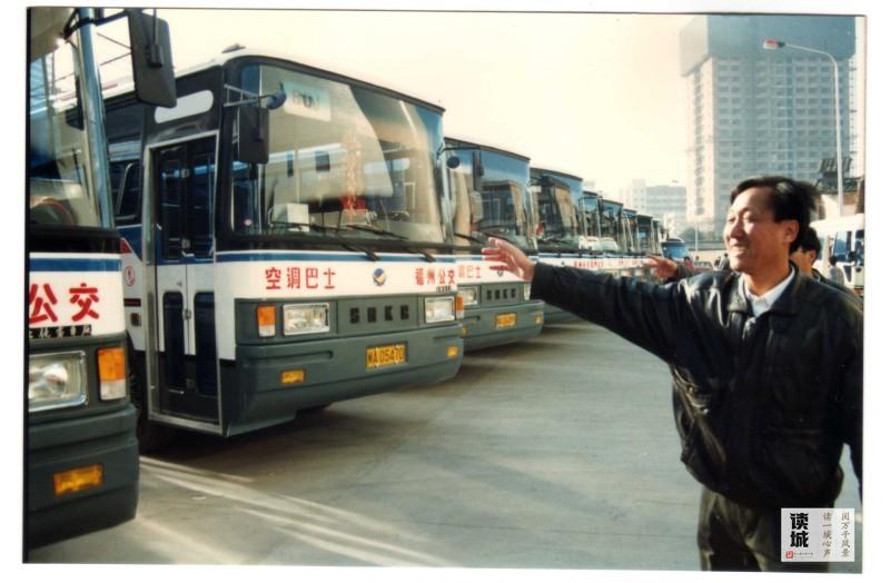 读城 | 百年变迁 福州第一辆公交车竟长这样…… 读城 | 百年变迁 福州第一辆公交车竟长这样……