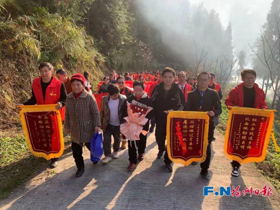 失联21年！今天，她从福州回家！