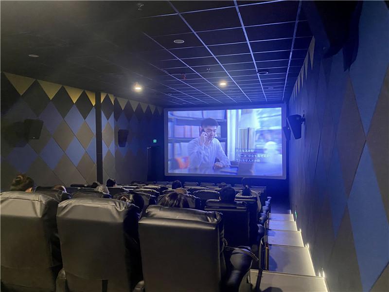 光影聚才心 上海街道搭建青年成长交友平台