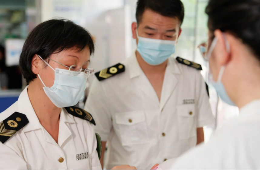 全城瞩目!“鼓康康”正式出圈! 全城瞩目!“鼓康康”正式出圈!