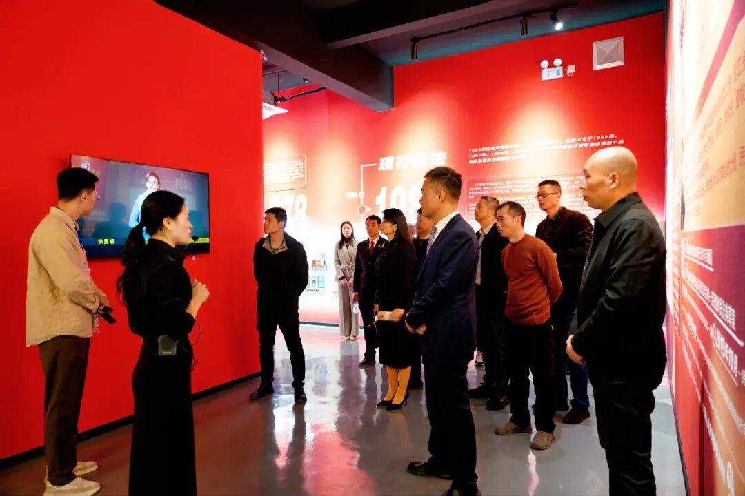 尊宪崇法 | 福建省2025年“宪法宣传周”省级主场活动举行 尊宪崇法 | 福建省2025年“宪法宣传周”省级主场活动举行