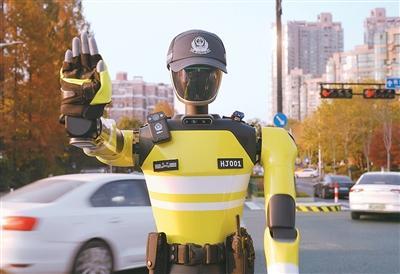 AI交警“杭行1号”上岗