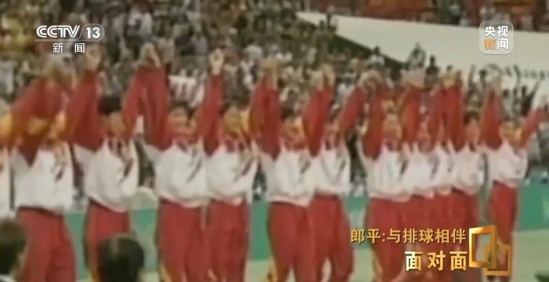 “颈椎、膝盖、髋关节都置换了”，64岁郎平回应是否再当教练