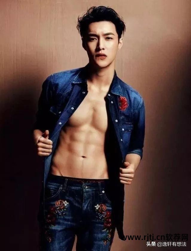 腹肌美图秀秀_腹肌图显示_腹肌吧里面的都是用什么美图软件