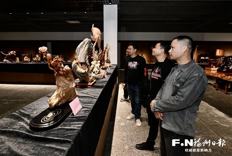 福州：村“马”奔腾 沃野欢歌向振兴