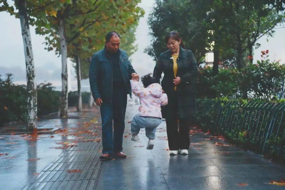 雇主失联入狱,月嫂无偿带娃度过5个春节…… 雇主失联入狱,月嫂无偿带娃度过5个春节……