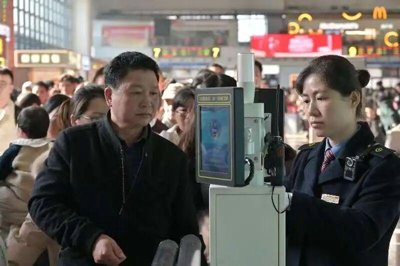 福州火车站10日预计发送12万人次 这些方向车票已基本售完