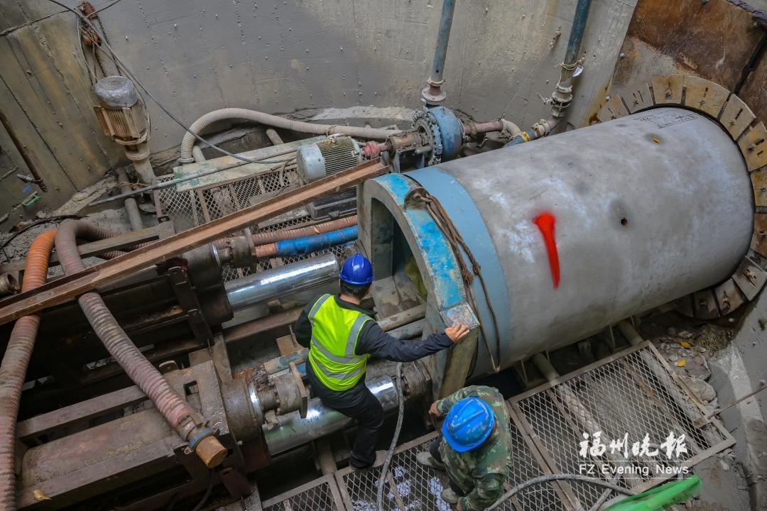 西二环路污水管道工程“最后一环”预计下月底前完工 西二环路污水管道工程“最后一环”预计下月底前完工 