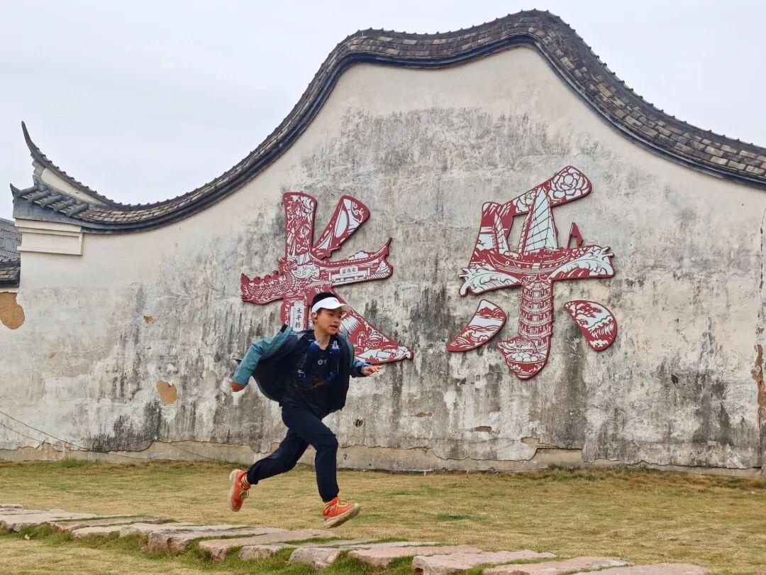 爬遍福建名山！长乐“小孩哥”火了，“社恐变社牛”！