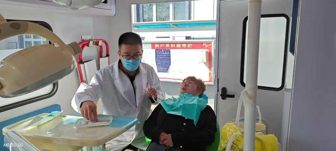 援疆风采丨王雄：医在口中 情留心上