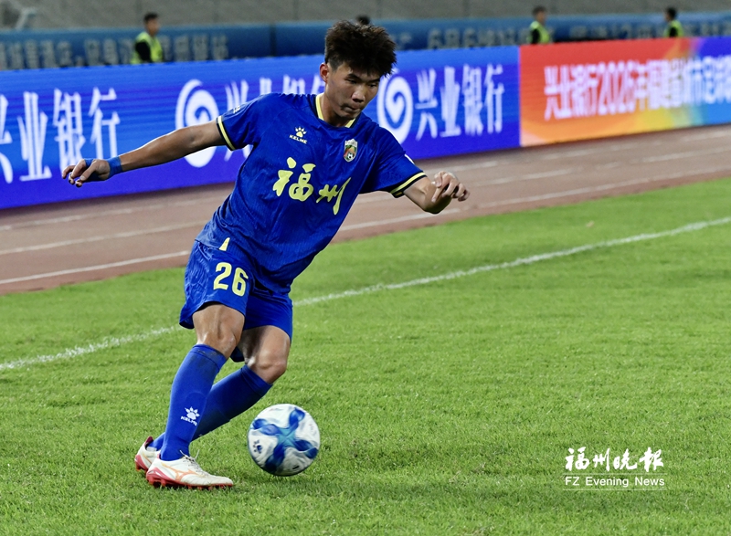 平凡追光者点亮绿茵赛场 6:0大胜背后的“长乐军团”