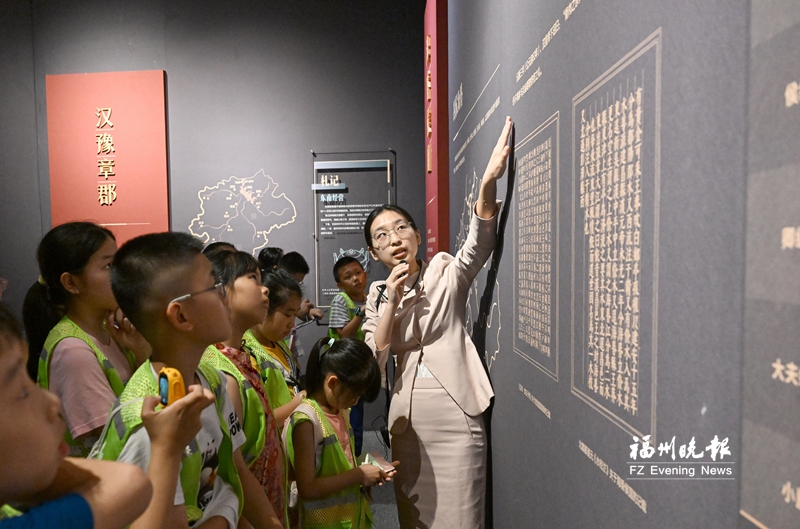 福州晚报写作训练营探秘海昏侯特展 福州晚报写作训练营探秘海昏侯特展