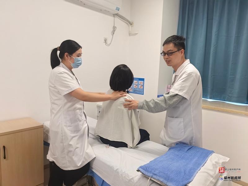 三对视障夫妻在榕用双手点亮未来