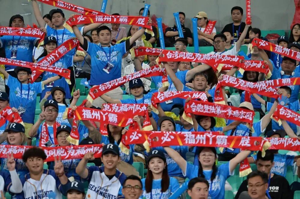 今晚，“闽超”四场对决，输了或无缘“争冠组”，漳州VS福州、泉州VS宁德、南平VS平潭、三明VS龙岩