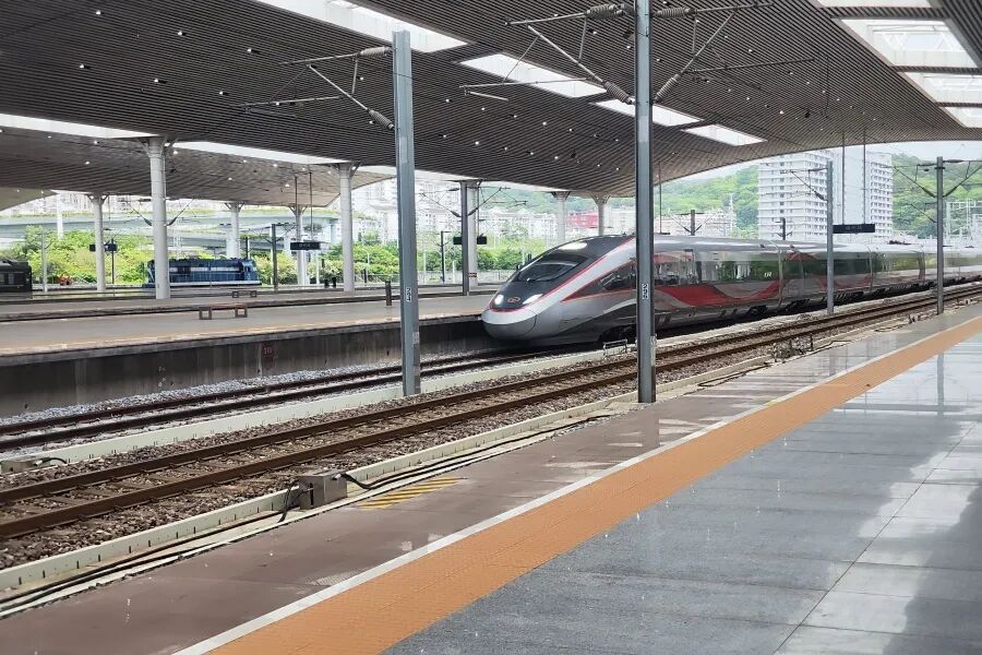 端午假期首日客流刷新纪录 福州车站全力保障假日旅客出行顺畅 端午假期首日客流刷新纪录 福州车站全力保障假日旅客出行顺畅