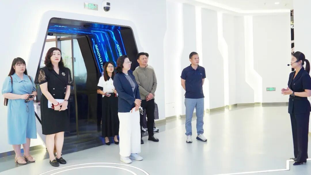 中国财政科学研究院调研组莅临福州高新区开展专题调研