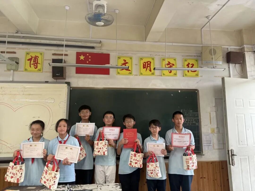 点亮宦溪孩子微心愿,一份礼物温暖一段童年 点亮宦溪孩子微心愿,一份礼物温暖一段童年