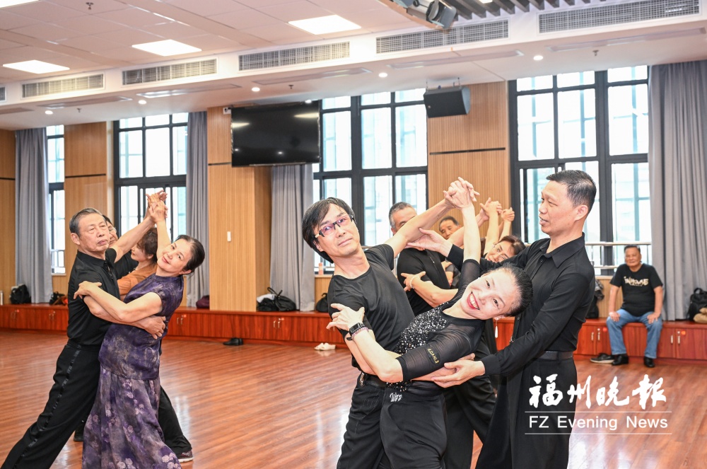 《福州市老年教育促进规定》下月起施行 《福州市老年教育促进规定》下月起施行