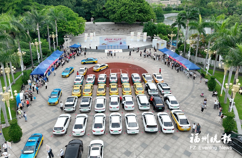 “高考直通车”再发车 二十载风雨无阻护赶考