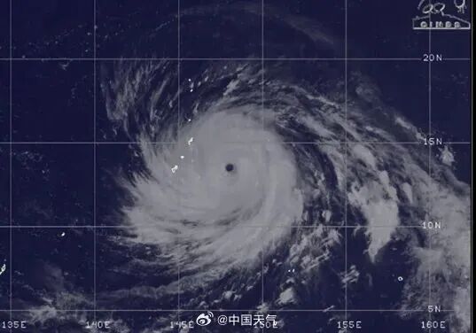 超强台风“巴威”路径调整!可能先登台湾、再登福建! 超强台风“巴威”路径调整!可能先登台湾、再登福建!