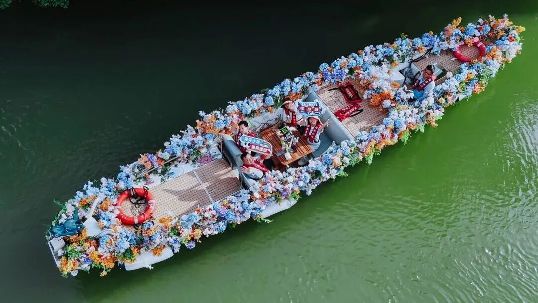 “长期主义”的兑现:榕发地产2026上半年业绩观察 “长期主义”的兑现:榕发地产2026上半年业绩观察