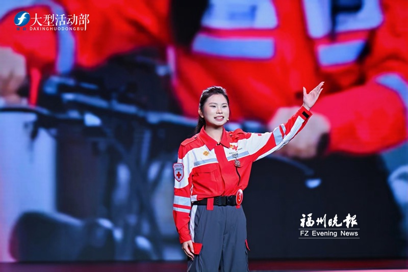 李婷微:公益路上闪光的“小石头” 李婷微:公益路上闪光的“小石头”