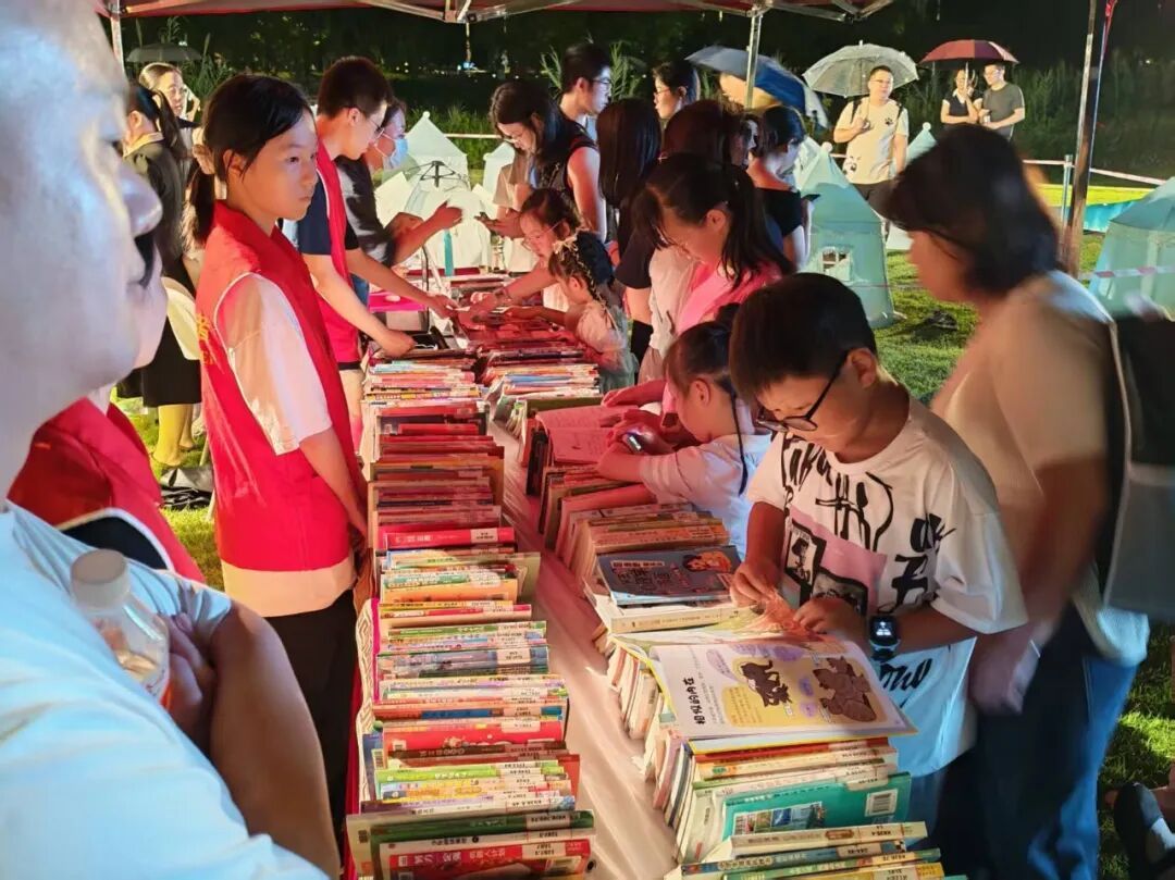 细雨轻扬,乐声不散!“乐享晋安”草地音乐会唱响牛岗山 细雨轻扬,乐声不散!“乐享晋安”草地音乐会唱响牛岗山