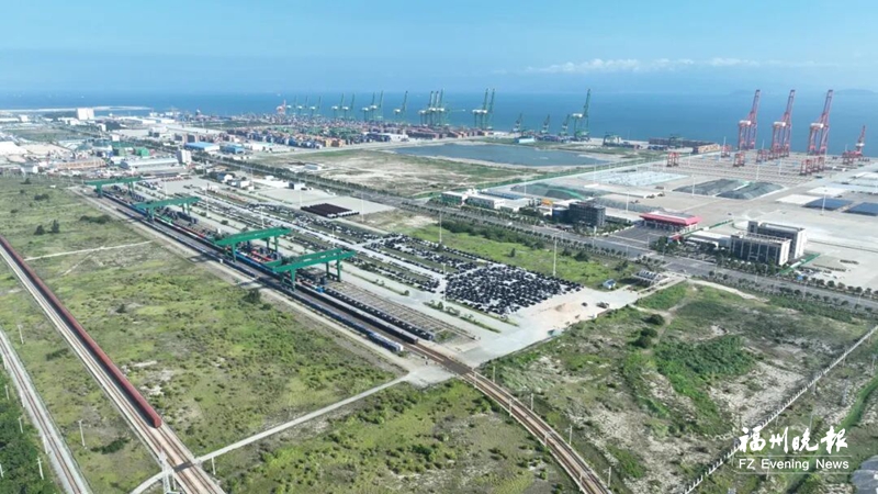 江阴港区海铁联运直卸进港突破2万标箱 江阴港区海铁联运直卸进港突破2万标箱