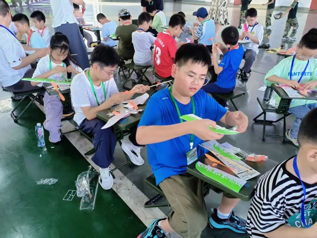 逐梦空天 国防砺志——晋安区顺利举办“党建+双拥”联盟2026年国防航空夏令营活动 逐梦空天 国防砺志——晋安区顺利举办“党建+双拥”联盟2026年国防航空夏令营活动