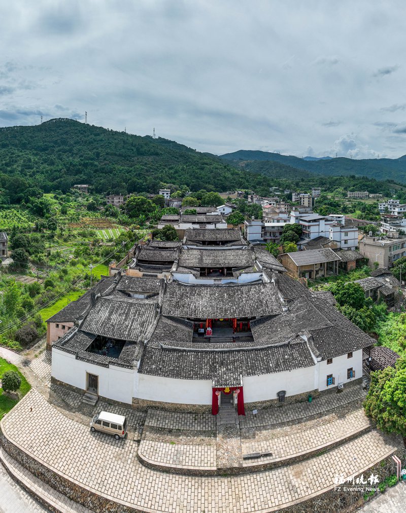 闽侯新坡村:“三位一体”富民兴村 闽侯新坡村:“三位一体”富民兴村