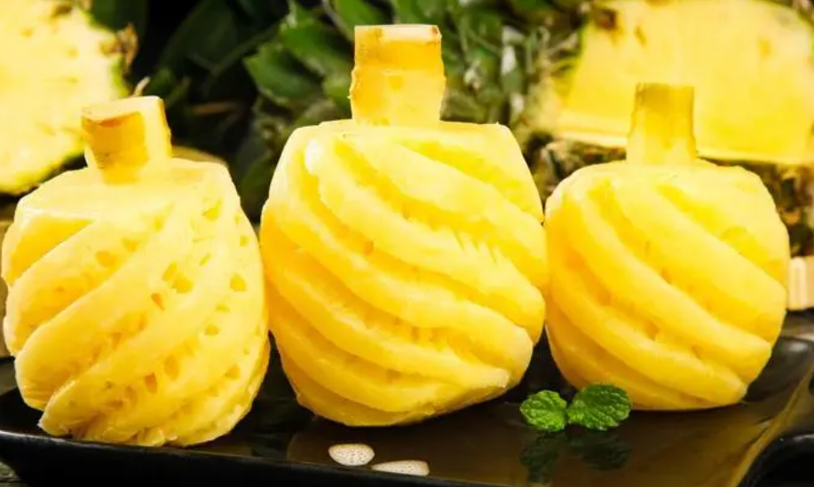 凤梨和菠萝是同一种水果吗？